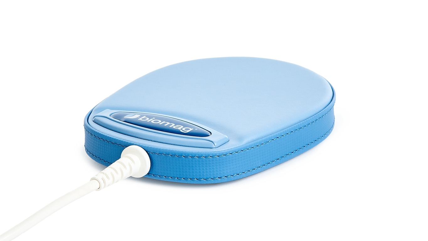 Magnetotherapy applicator A15P with intensive action.