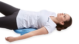 Convenient application of magnetic therapy using the A8P applicator for back problems, spinal problems, etc.